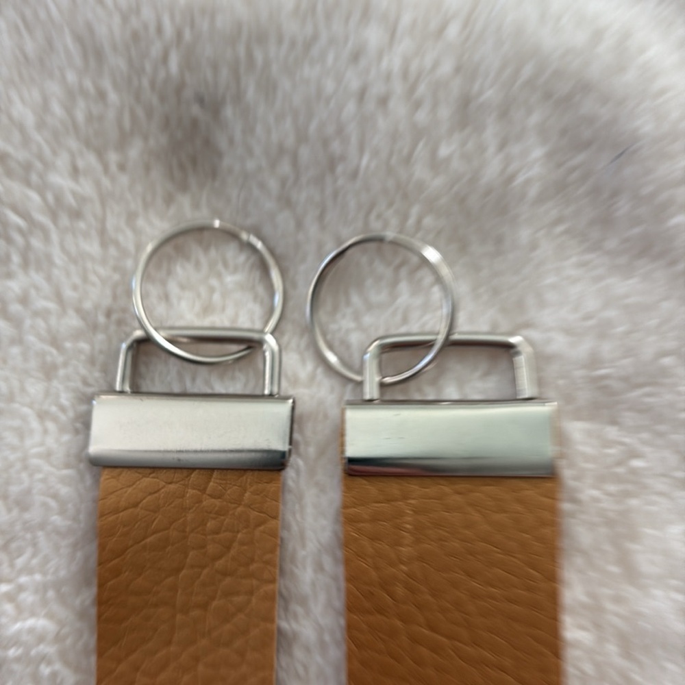 Hand crafted Elegant Gold vinyl Wristlet/  Keyfob  Pair - Picture 2 of 2